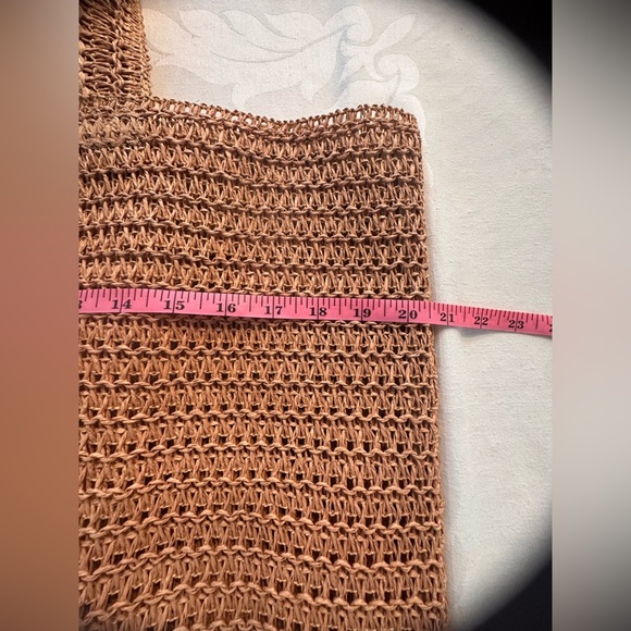 Burberry Raffia/Rattan/Straw Tote New In Packaging - Perfect for Beach/Pool - Picture 6 of 8